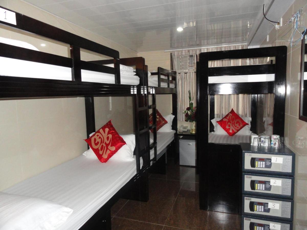 Hostel 16 Paris Guest House Block E Reception 10Th Floor Хонконг Екстериор снимка