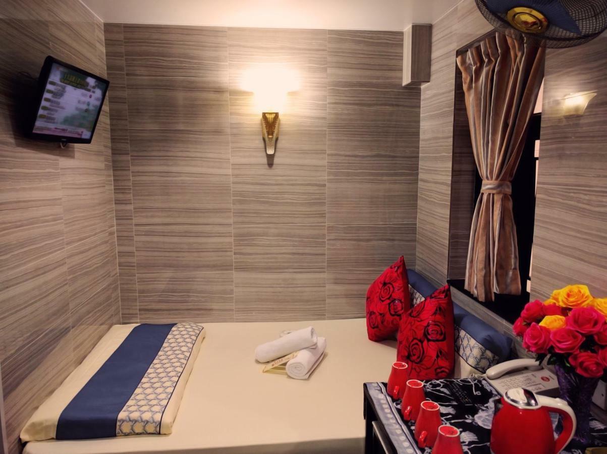 Hostel 16 Paris Guest House Block E Reception 10Th Floor Хонконг Екстериор снимка