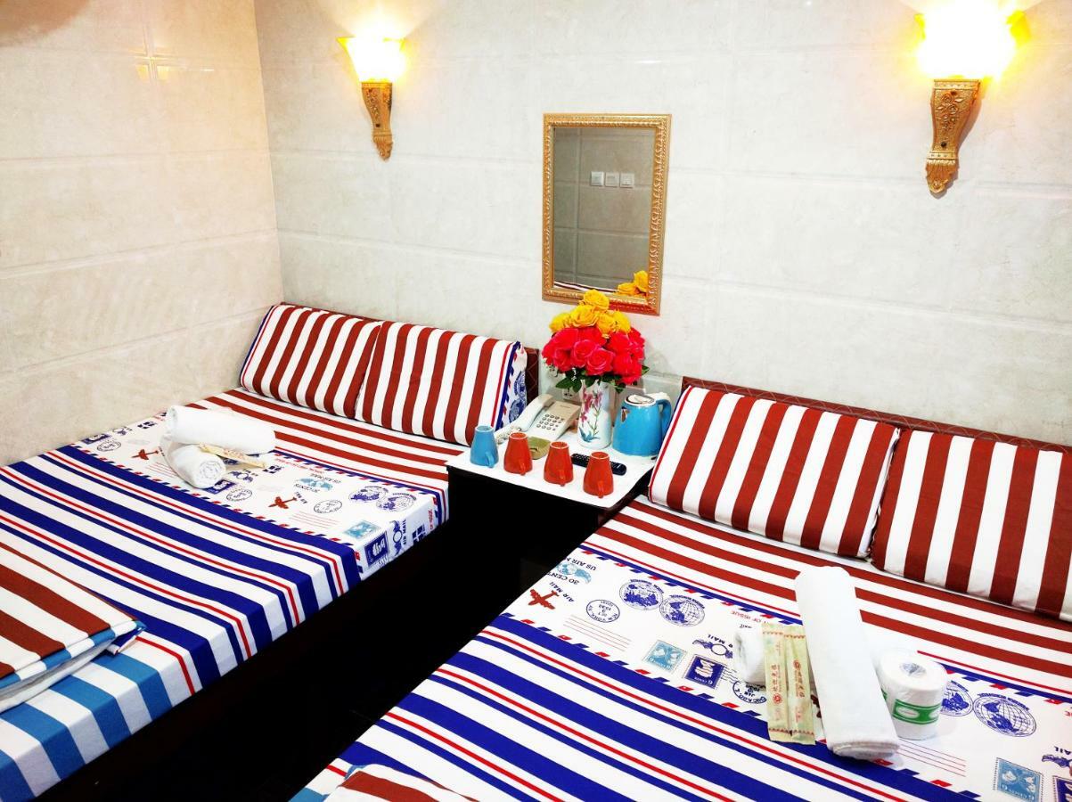 Hostel 16 Paris Guest House Block E Reception 10Th Floor Хонконг Екстериор снимка