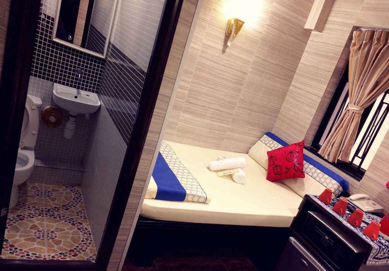Hostel 16 Paris Guest House Block E Reception 10Th Floor Хонконг Екстериор снимка