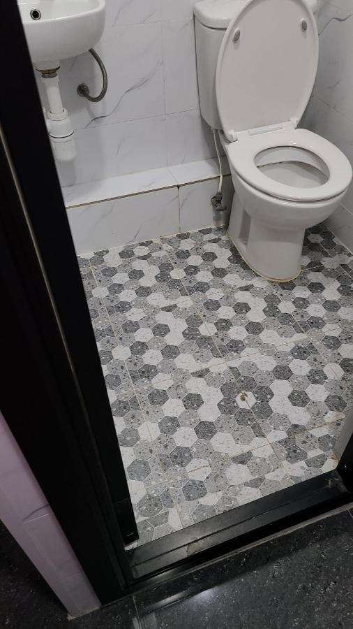 Hostel 16 Paris Guest House Block E Reception 10Th Floor Хонконг Екстериор снимка