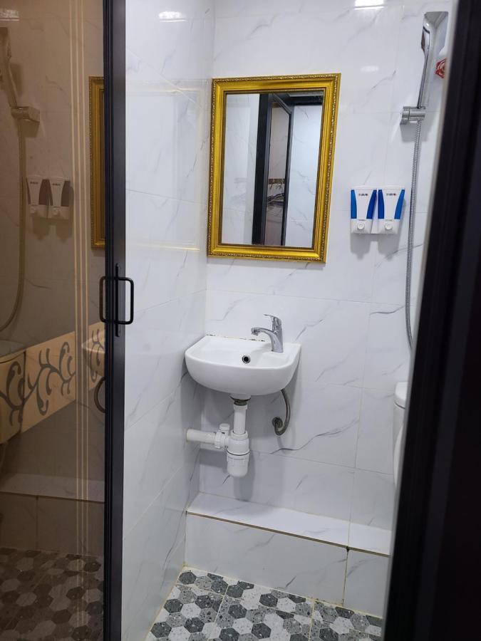 Hostel 16 Paris Guest House Block E Reception 10Th Floor Хонконг Екстериор снимка