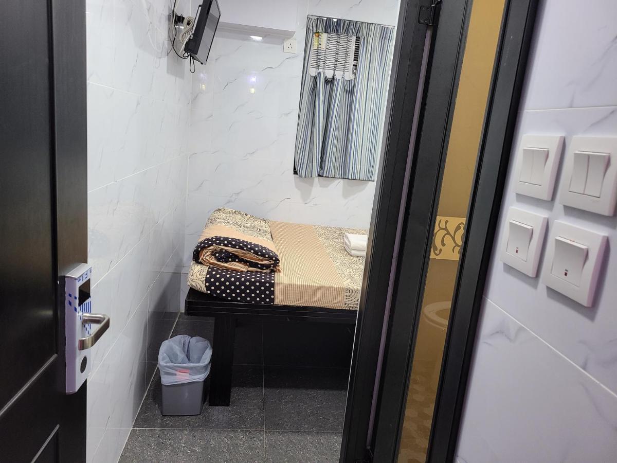 Hostel 16 Paris Guest House Block E Reception 10Th Floor Хонконг Екстериор снимка